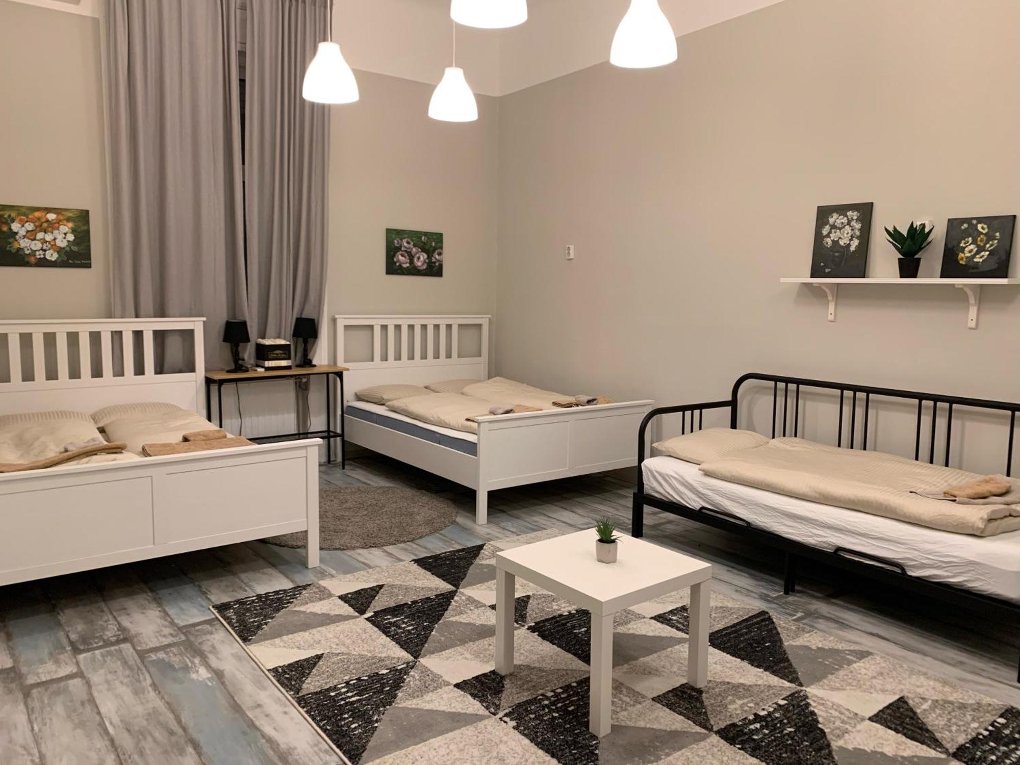 Rooms For Rent In Centre Budapest Exterior foto