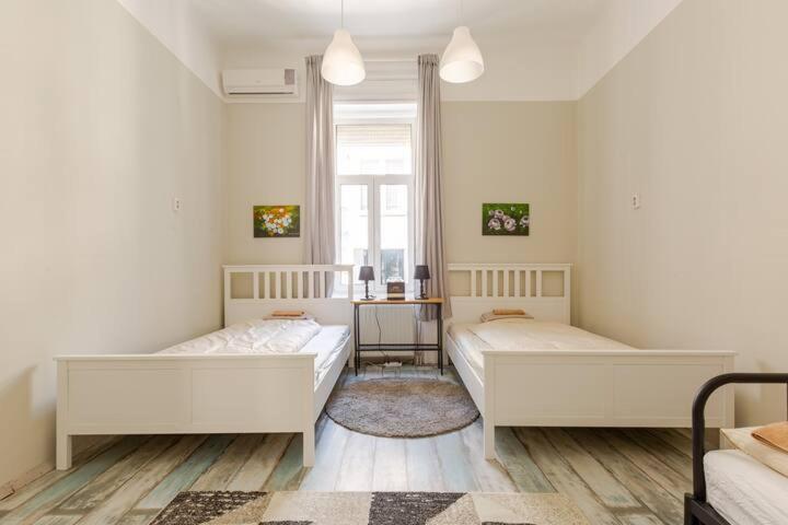Rooms For Rent In Centre Budapest Exterior foto