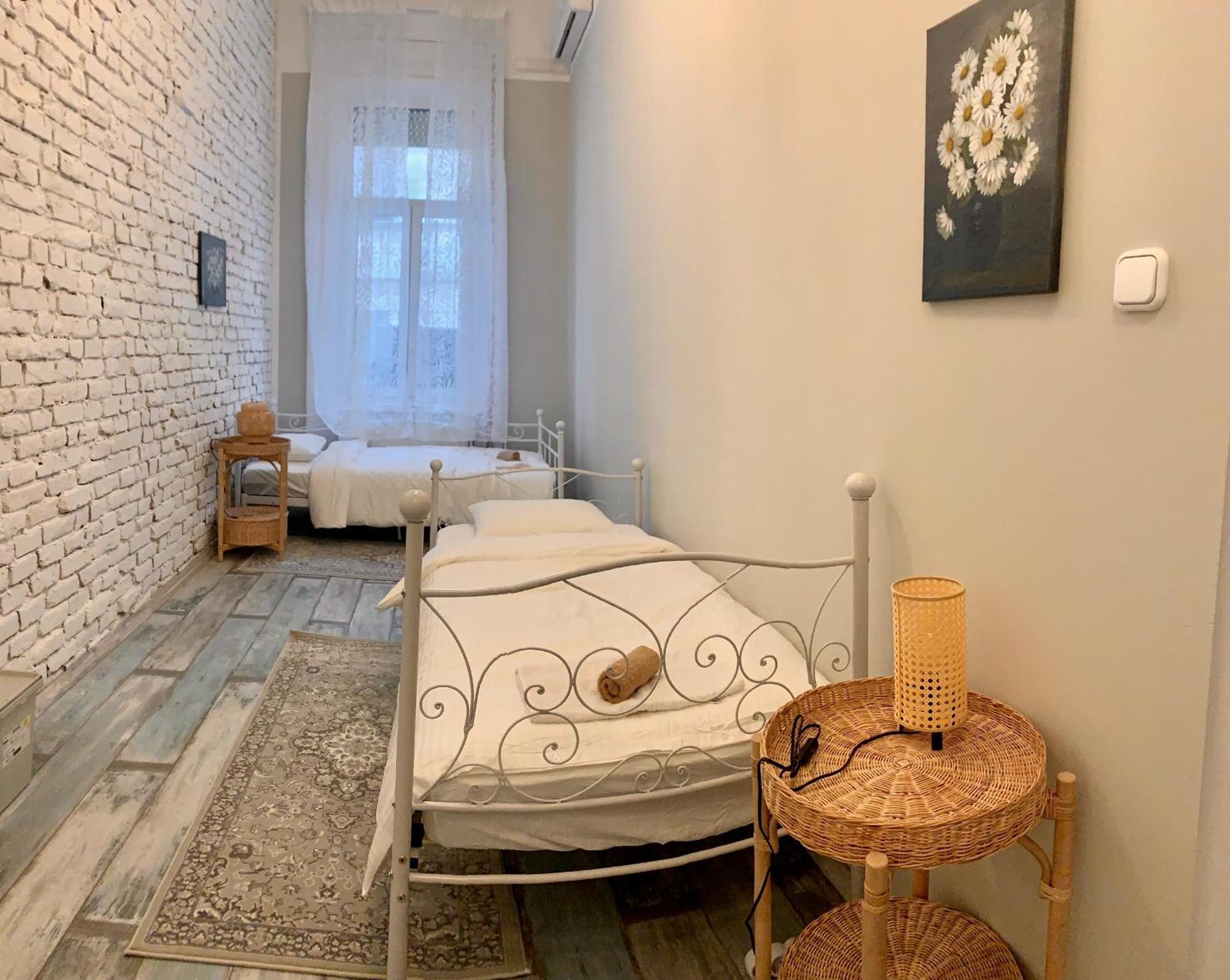 Rooms For Rent In Centre Budapest Exterior foto
